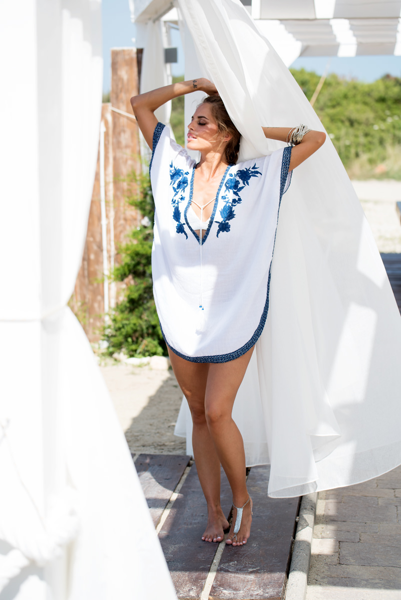 White caftan with blue embroidery and silver lurex in details